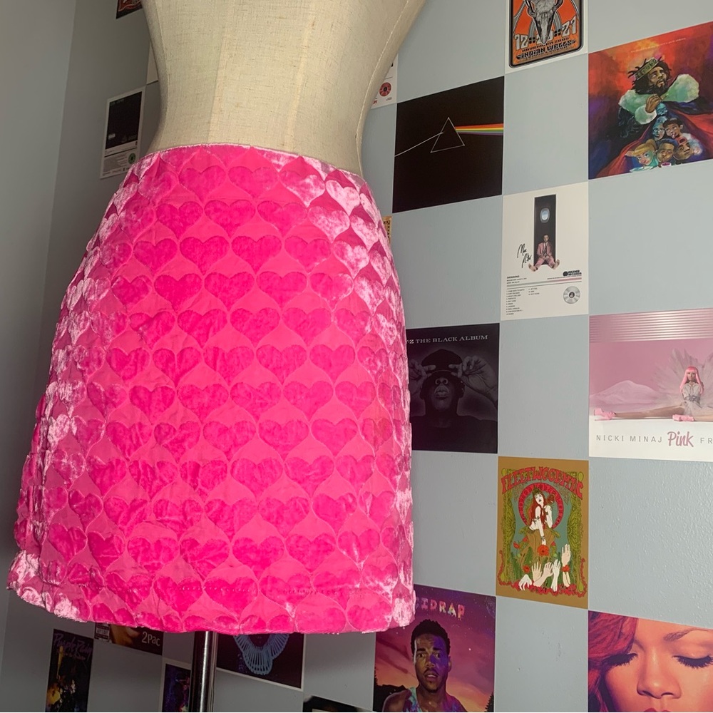 cupcakes & cashmere Hot Pink Velvet Mini Skirt